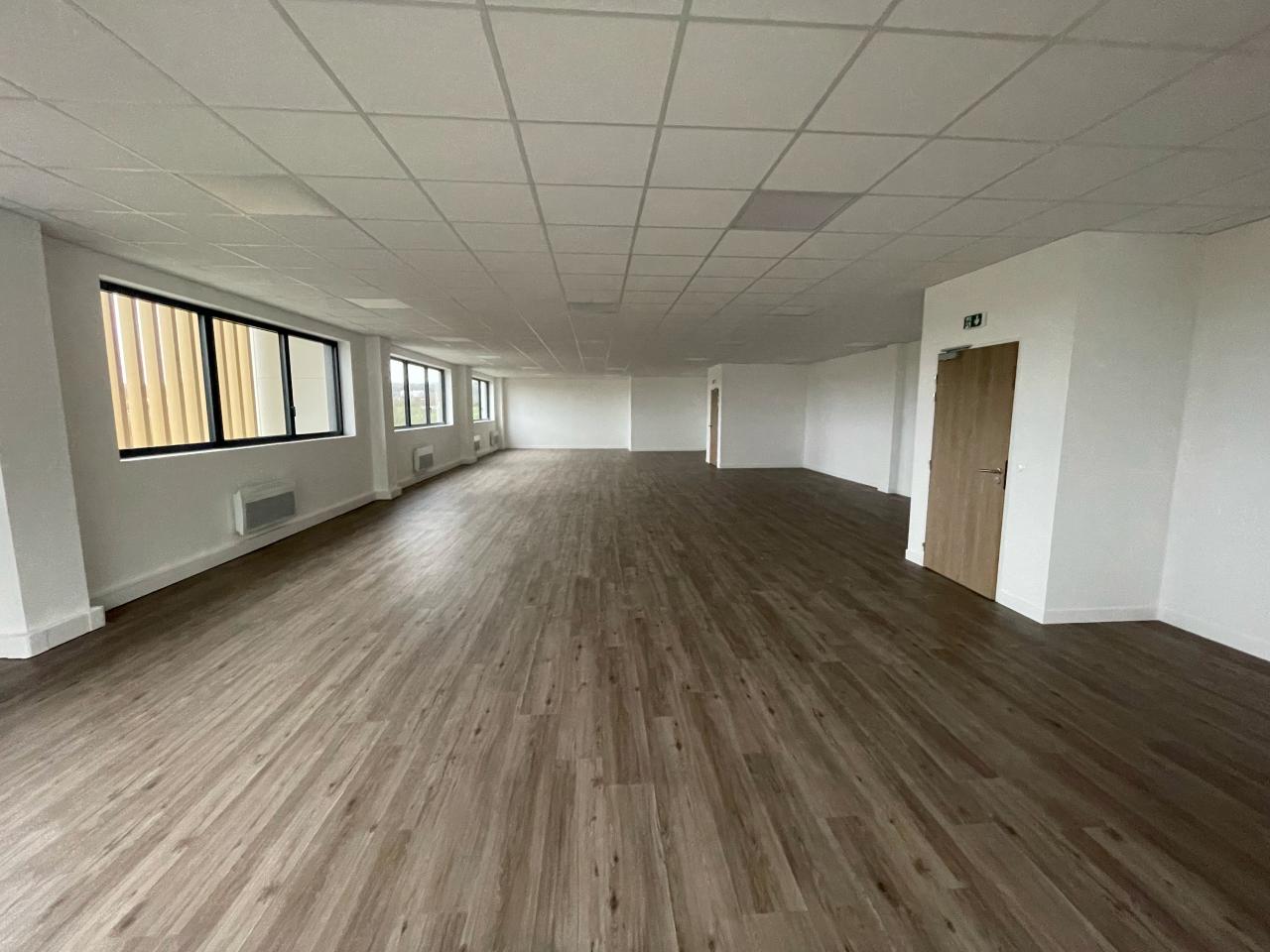 Local d'activité Flins-sur-Seine 762m² Location local d'activité Flins-sur-Seine Yvelines OLACT2317034 11